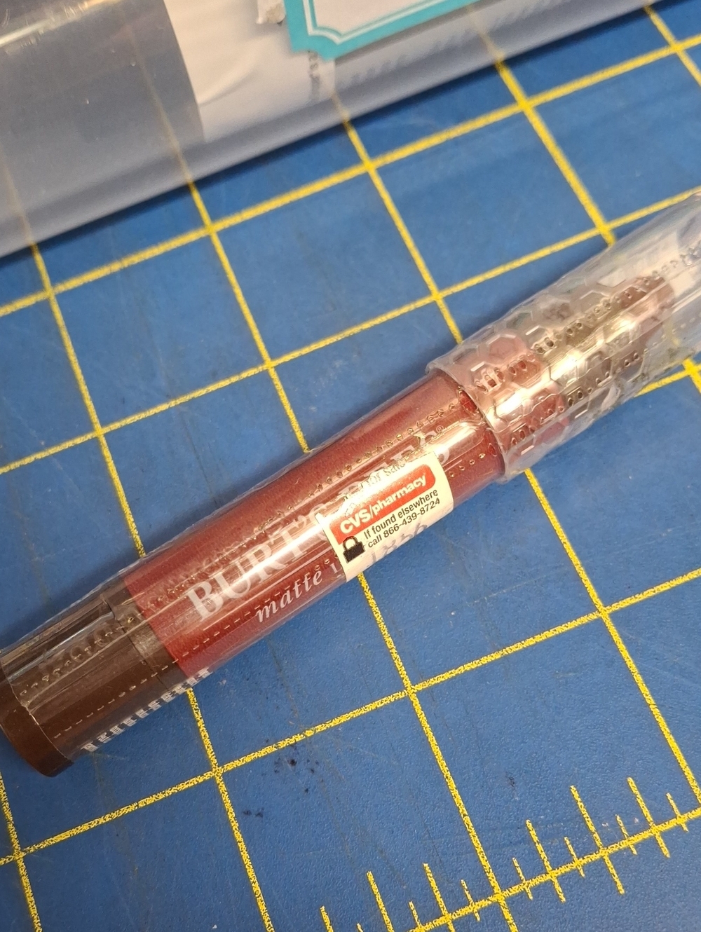 Burt's Bees Red Matte Lip Crayon 264 Napa Vineyard 0.11g New Sealed